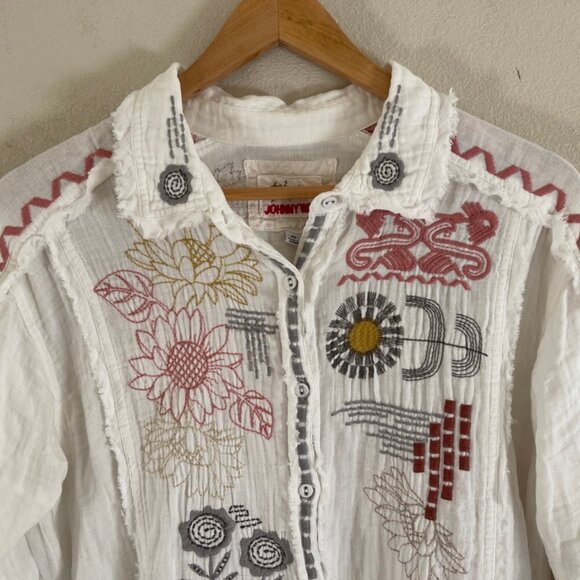 JOHNNY WAS Biya Heavily Embroidered White Blouse: Size XS; (P2P is 21"); NWOT!!! - Picture 2 of 10